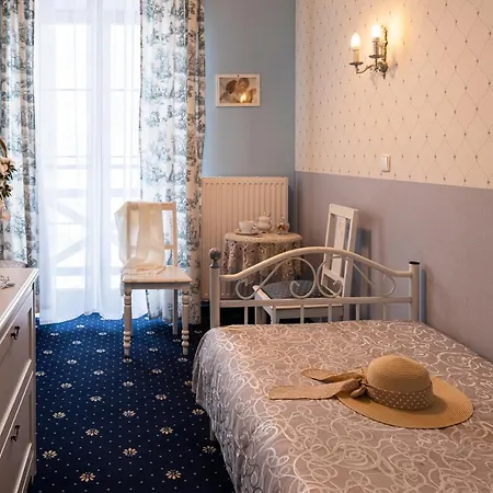Dwor Korona Karkonoszy Hotel *