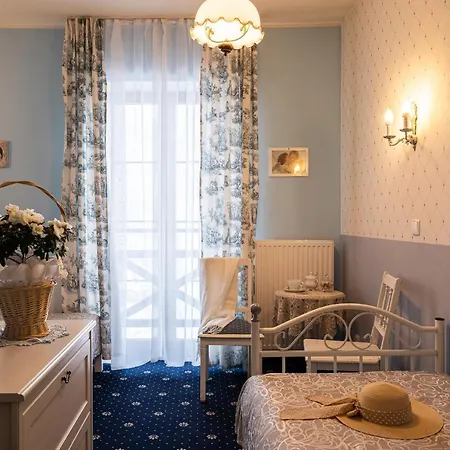 Hotel Dwor Korona Karkonoszy *