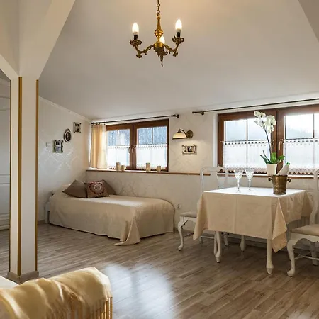 Dwór Korona Karkonoszy Hotel
