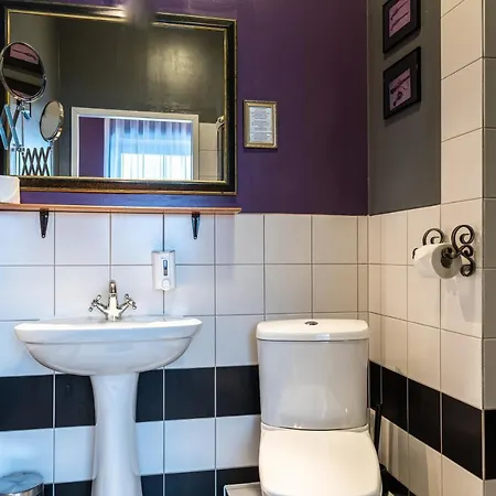 Dwor Korona Karkonoszy *