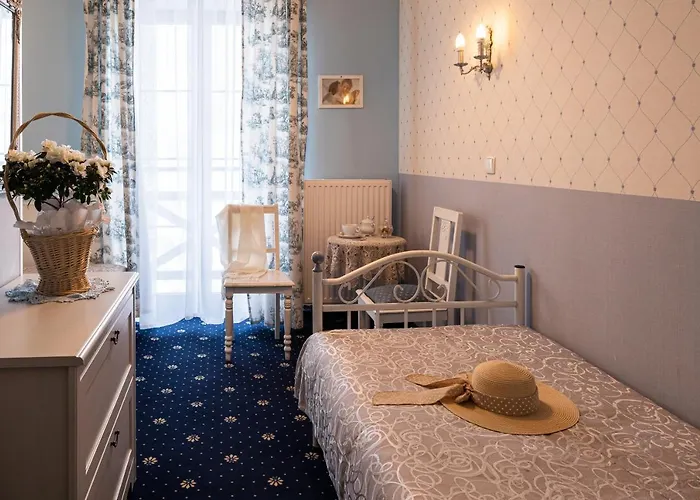 Dwor Korona Karkonoszy ホテル *