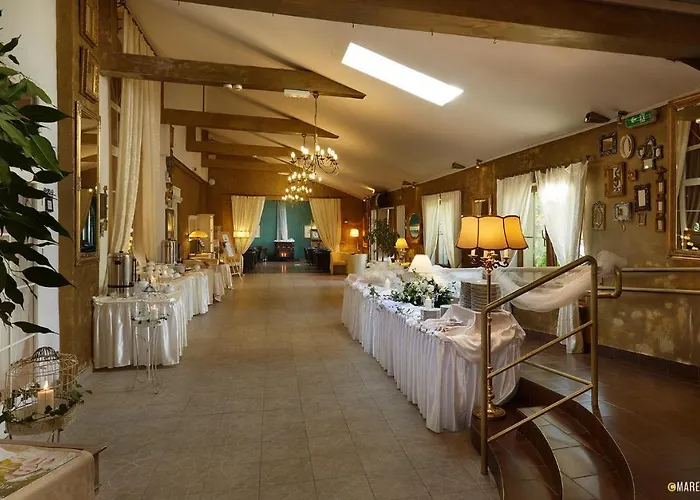 ホテル Dwor Korona Karkonoszy