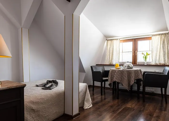 Dwor Korona Karkonoszy *