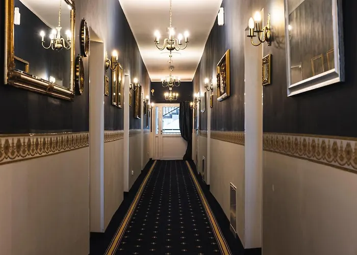 Dwor Korona Karkonoszy Sosnówka