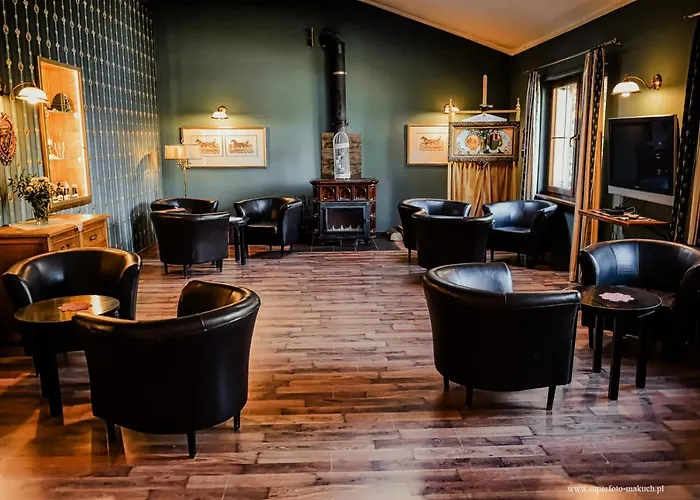 ホテル Dwor Korona Karkonoszy *