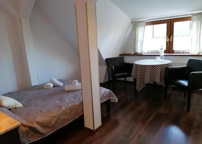 Dwor Korona Karkonoszy Sosnówka